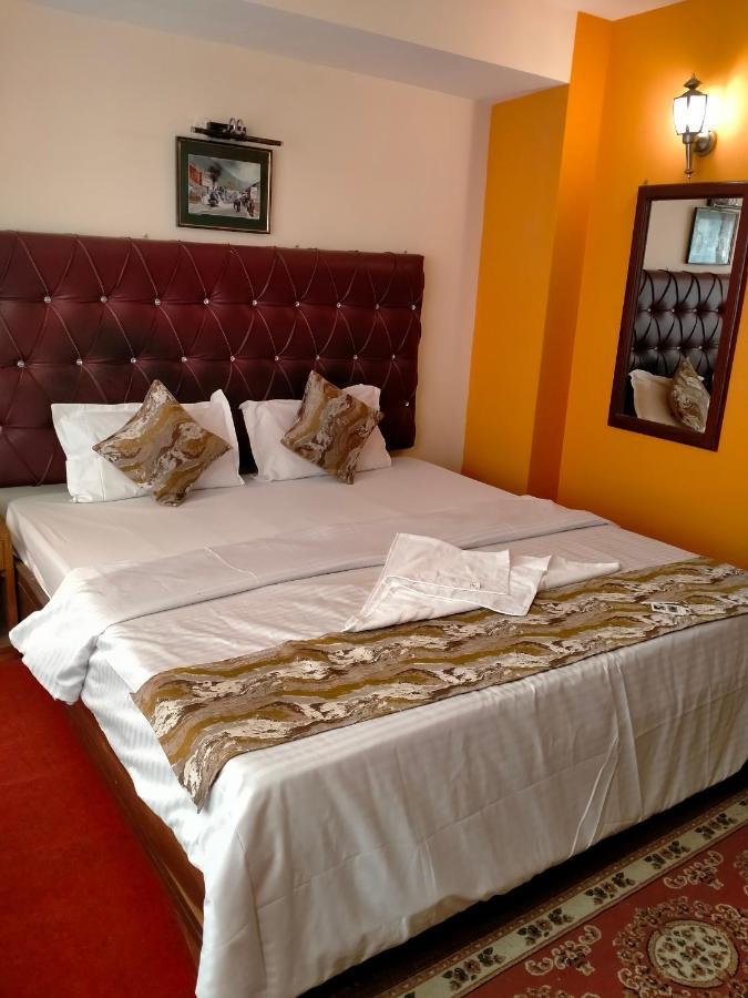 Oyo 12370 Royal Sarava Hotel ดาร์จีลิง ภายนอก รูปภาพ